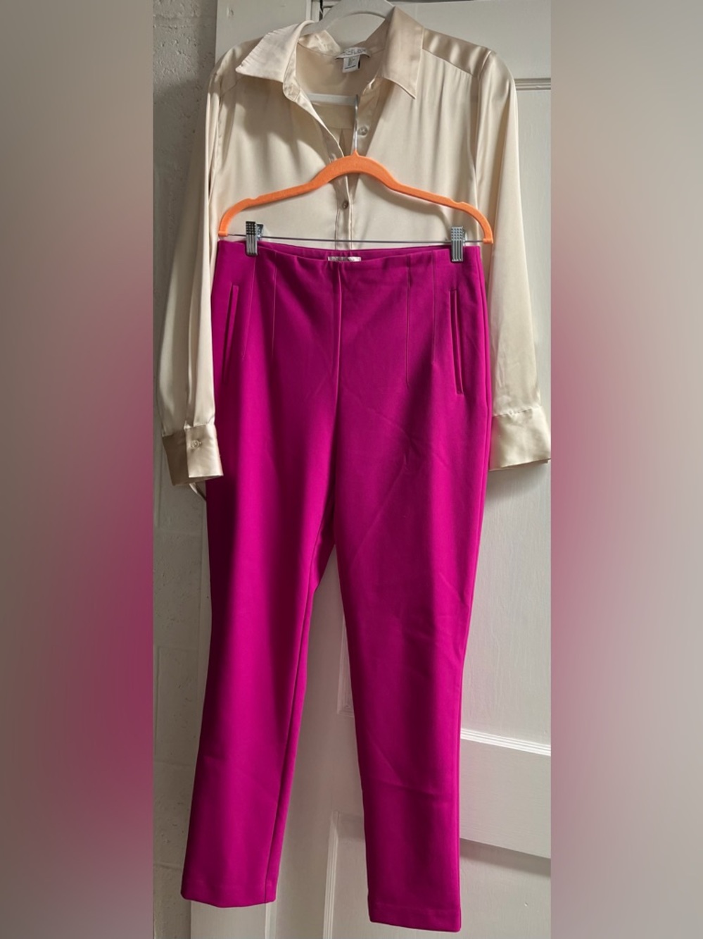 2 pc Silky Cream Button-Front Blouse sz L/pink pants sz 10 - Picture 2 of 2
